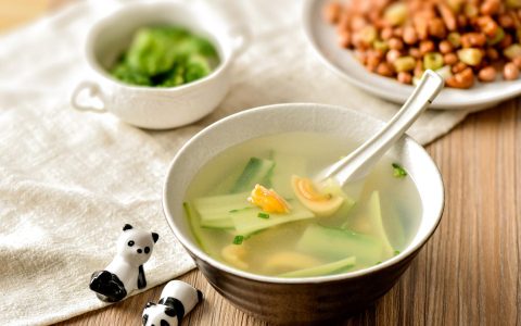 为什么老人口味会慢慢变得重咸？老年人为什么口味重