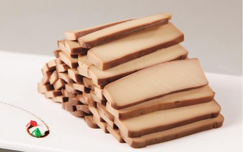 鸡蛋干是什么东西做的？鸡蛋干是不是豆制品
