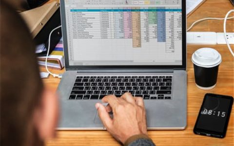 word怎么复制表格保持原有格式  复制word表格后如何保持原格式不变