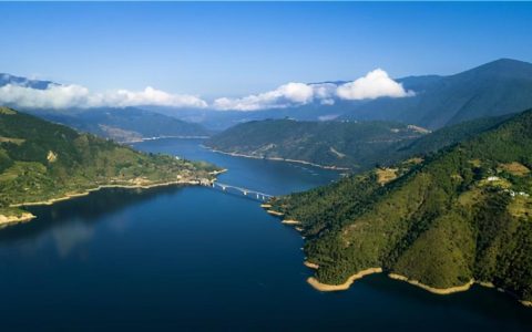 湄公河在我国境内被称为什么？湄公河发源于哪里