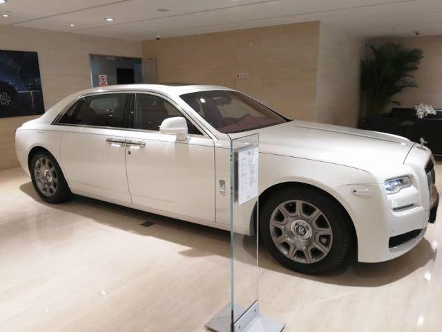 两个rr标志的是什么车?两个rr重叠是什么车