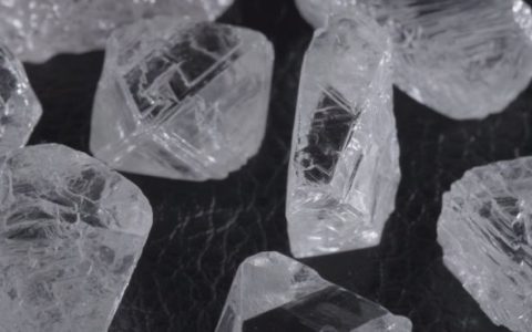 多晶体和单晶体有什么区别？单晶体和多晶体都是晶体吗
