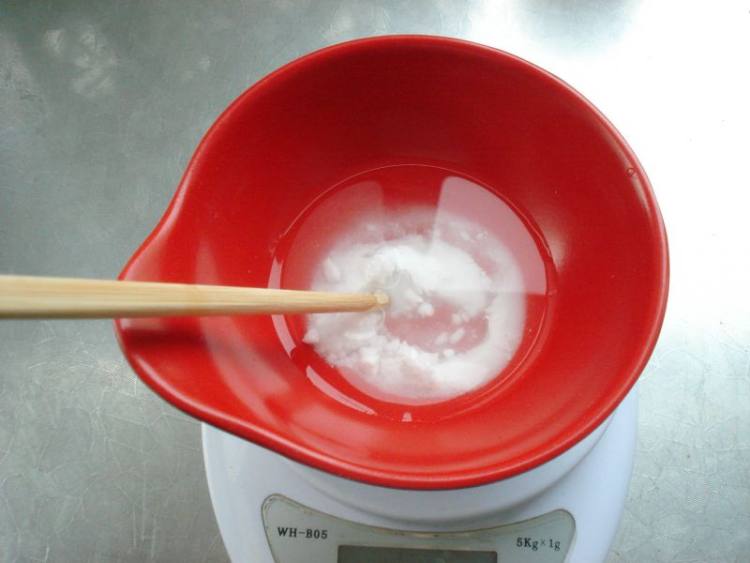 枧水是什么意思？枧水和碱水一样吗