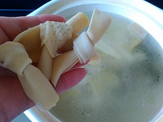 腌笃鲜怎么读(腌笃鲜是哪里的菜)