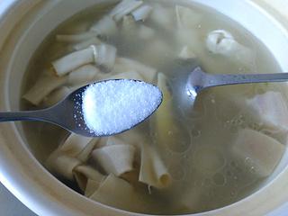 腌笃鲜怎么读(腌笃鲜是哪里的菜)
