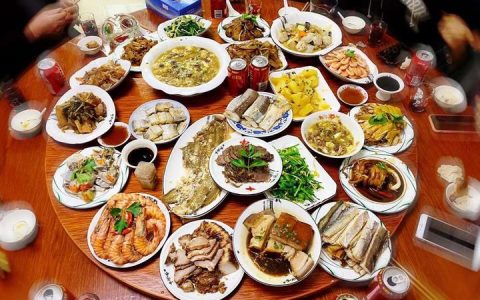 年夜饭的寓意（年夜饭有什么寓意）