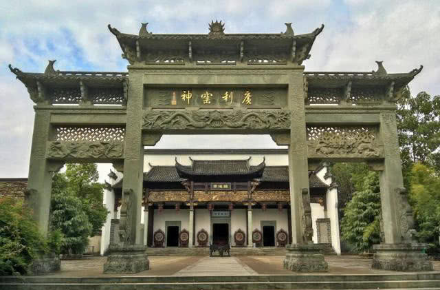 中国四大古镇分别是哪四个？中国四大古镇