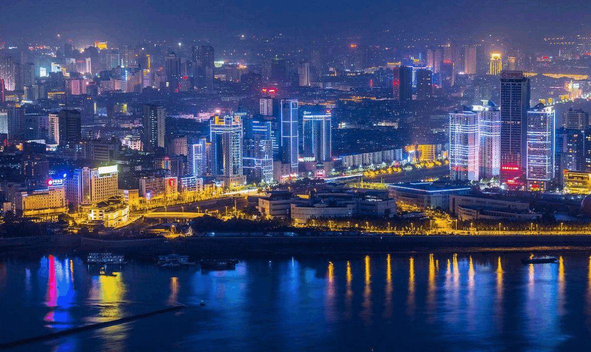 四大火炉是哪四个城市？