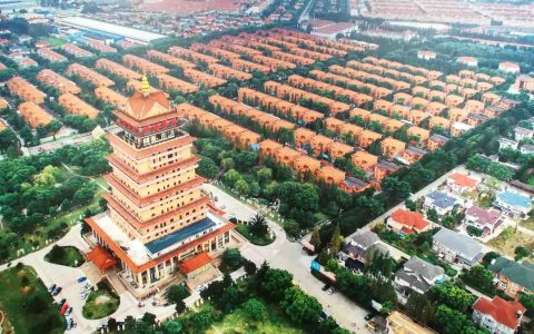 华西村是哪个省市县的（华西村现状到底是什么样了）