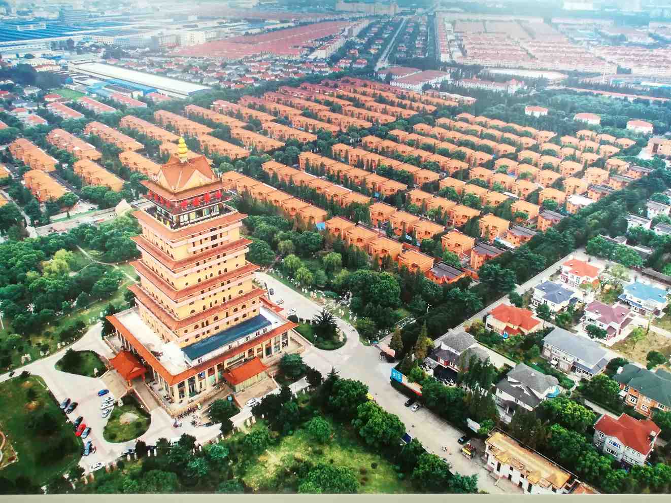 华西村是哪个省市县的（华西村现状到底是什么样了）