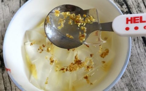 白凉粉是什么东西（白凉粉是什么原料做的）
