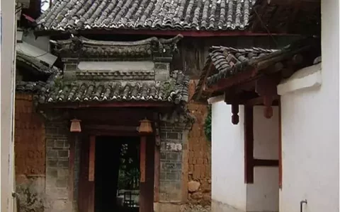 女儿墙的由来（为什么叫女儿墙不叫儿子墙）