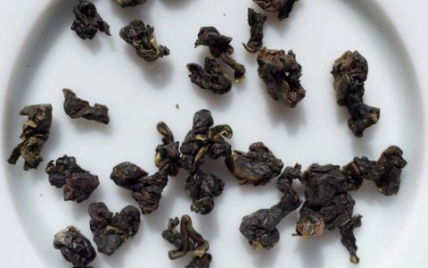 白牙奇兰是什么茶(白牙奇兰是红茶是绿茶)