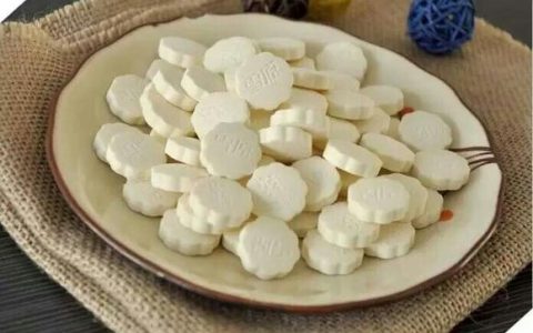 奶贝和奶片有什么区别（奶贝和奶片一样吗）