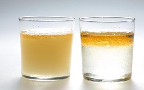 油的沸点比水高吗（油的沸点高还是水的高）