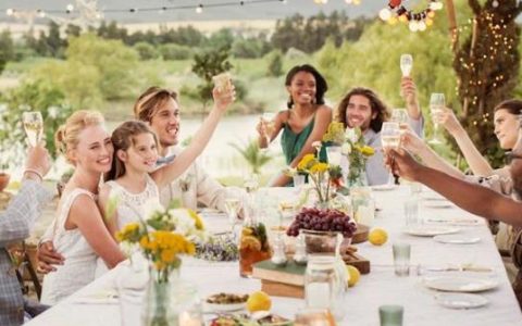 伴娘一般是几个人,请伴娘要注意什么?