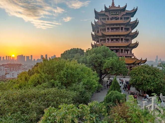 黄鹤楼在什么地方（黄鹤楼在什么地方哪个省市）