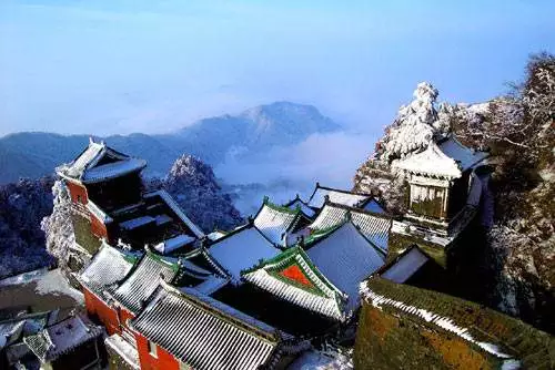武当山在哪里哪个省？湖北武当山最出名