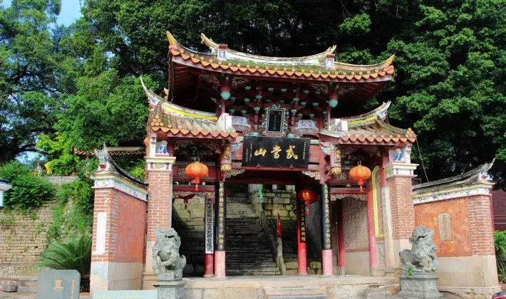 武当山在哪里哪个省？湖北武当山最出名