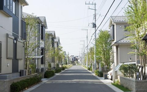 高压线辐射安全距离是多少米？高压电线的安全距离是多少
