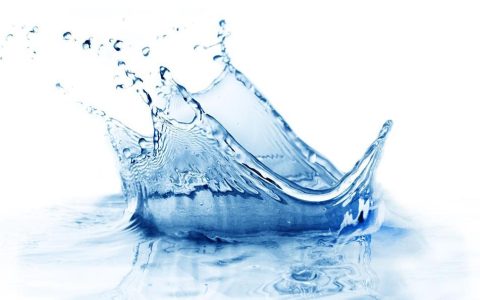 大桶水多少升（桶装水和小区直饮水哪个好）