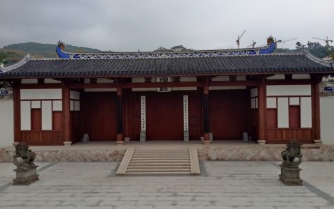 近代第一所培训海军的学校是哪一所