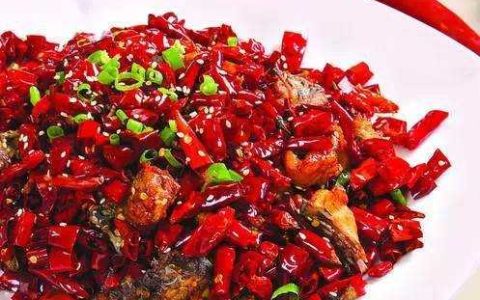 辛辣生冷食物有哪些（什么是辛辣生冷的食物）