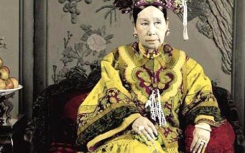 可怜天下父母心完整诗句（可怜天下父母心是谁写的）