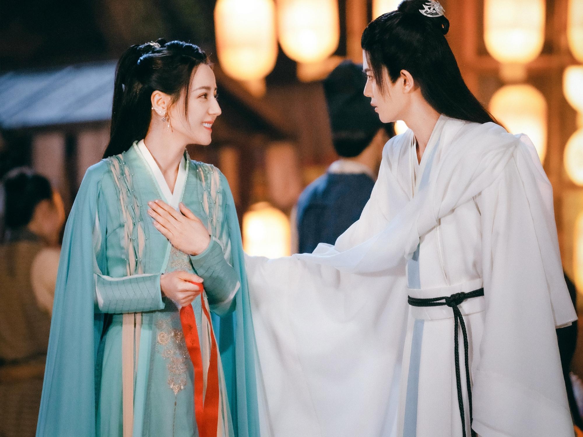 与君初相识犹如故人归下一句（与君初相识犹如故人来全诗）
