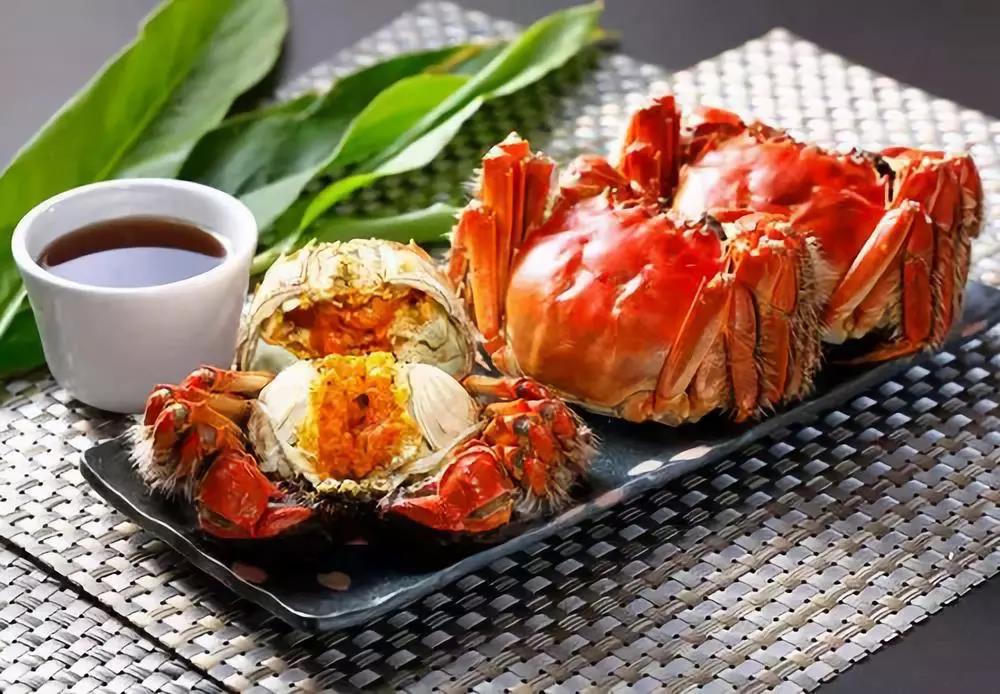 吃螃蟹能喝奶吗（吃蟹禁忌的食物是什么）