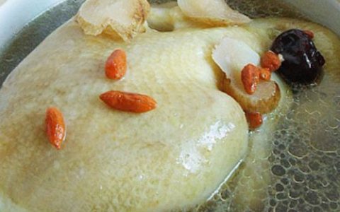 炖鸡多长时间能炖烂（炖鸡得多长时间）