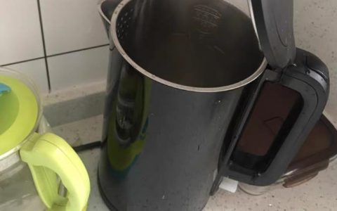 白醋去水垢加热水还是冷水？