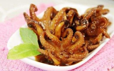 章鱼墨汁能吃吗 ，八爪鱼头里面的墨汁什么味道？