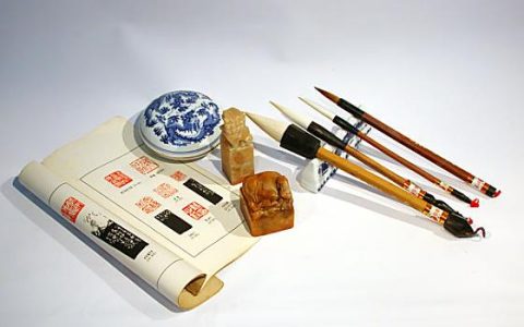 文房四宝是指哪四样出自哪里（文房四宝的四指的是什么）