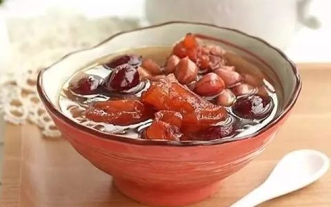 红皮花生米怎么吃补血（红皮花生的功效与作用）