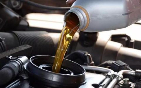 汽车机油的正常温度是多少?机油简介