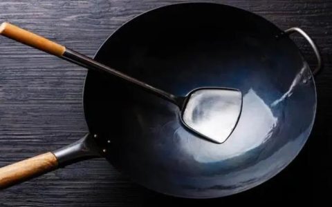 热锅冷油不粘锅的原理，为什么热锅冷油不粘锅？