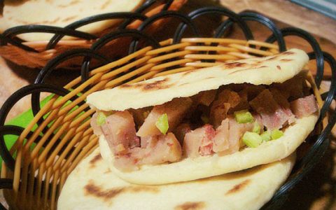 驴肉火烧里的焖子是啥（驴焖子是啥东西）