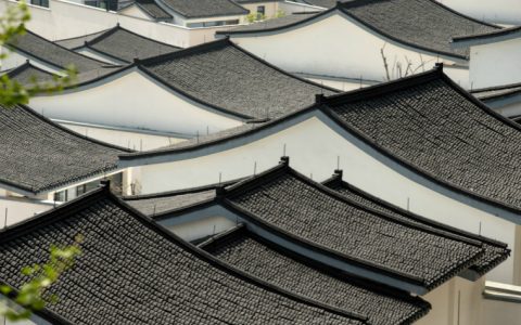 白墙黛瓦（白墙黛瓦是什么建筑风格）