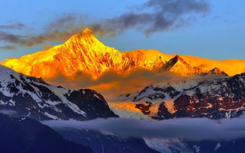 梅里雪山海拔多少米（梅里雪山在哪）