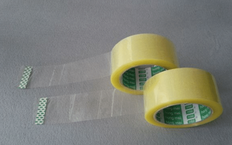 怎么去胶带留下的胶痕(去除粘胶的最快方法)