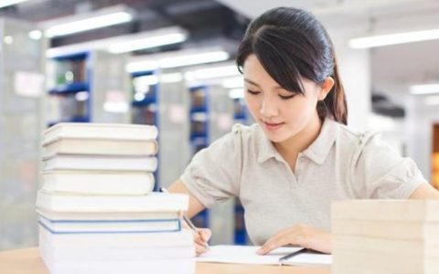 毕业生登记表懂何种外语程度如何？